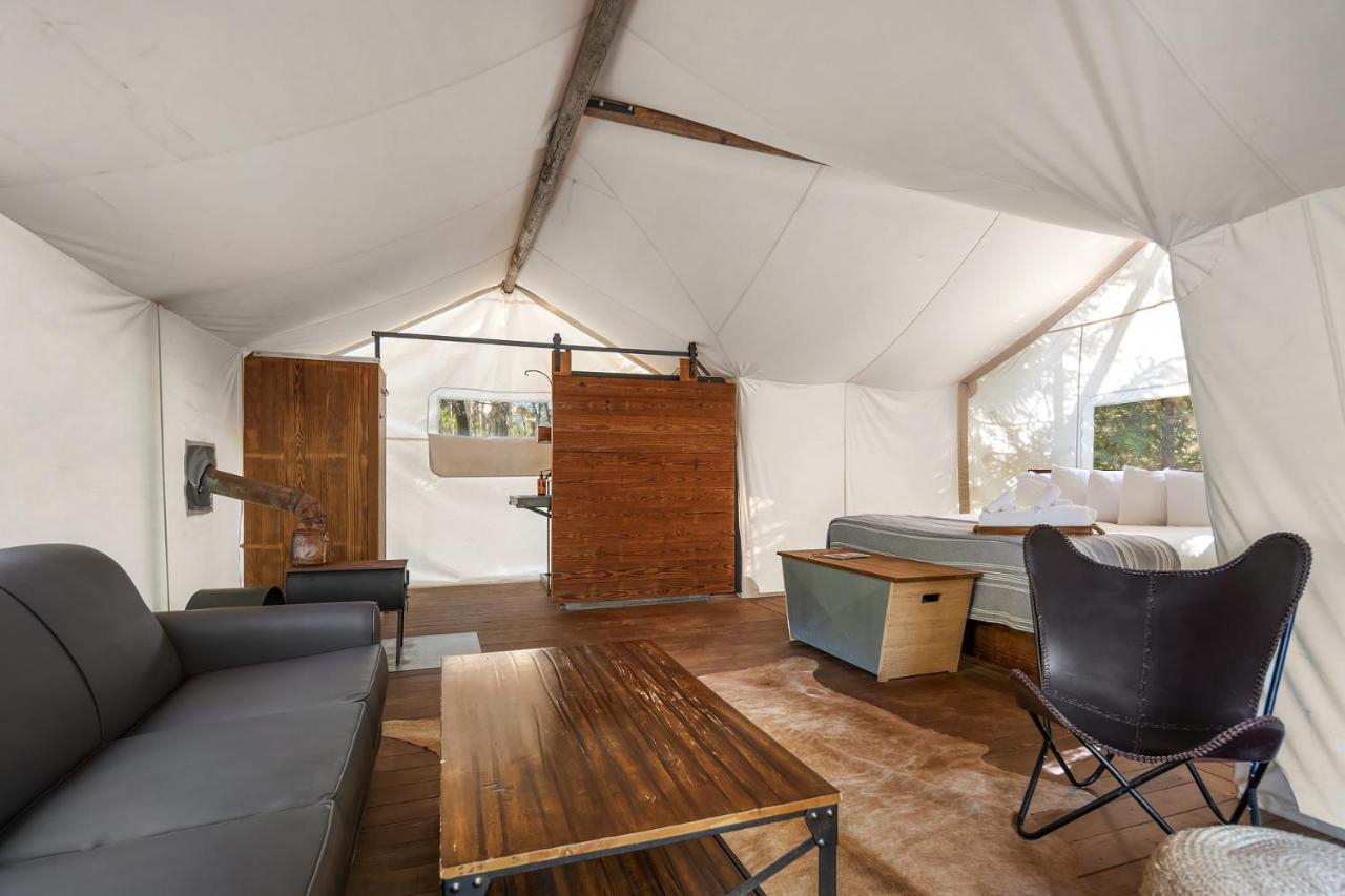 Under Canvas Glacier Coram Exterior photo